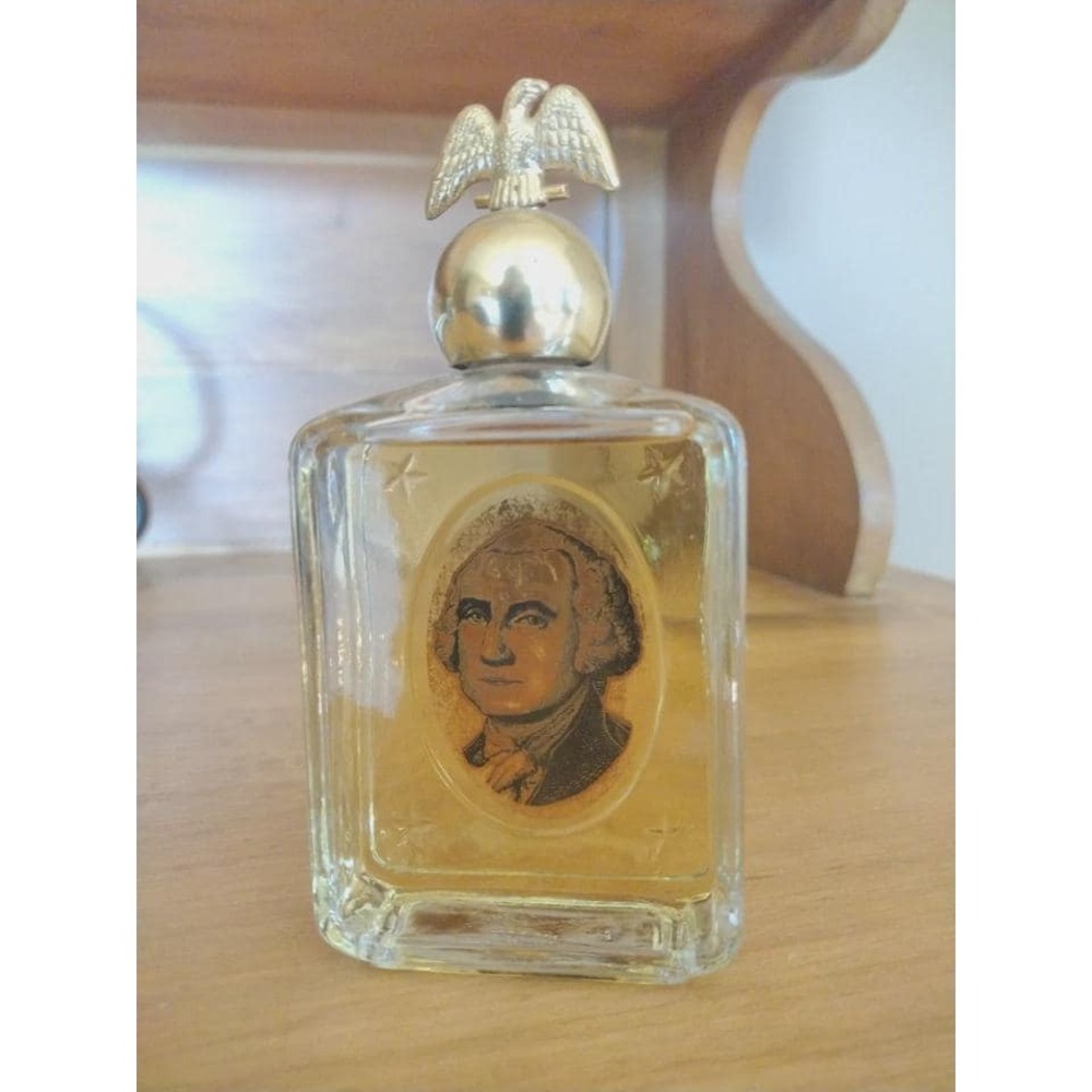 Vintage Avon George Washington Tribute After Shave Bottle. Full Bottle with Cap